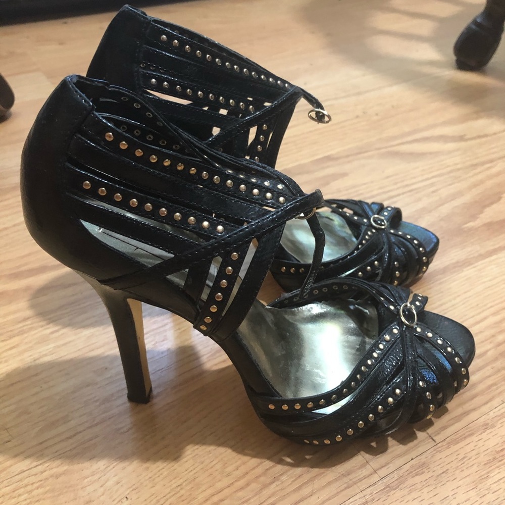 Steve Madden black high heels; worn once. Sz 8 1/2